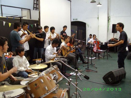 943633_10200180731499706_544766028_n