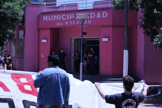 16 10384271_1388552044771966_673178435906976427_n