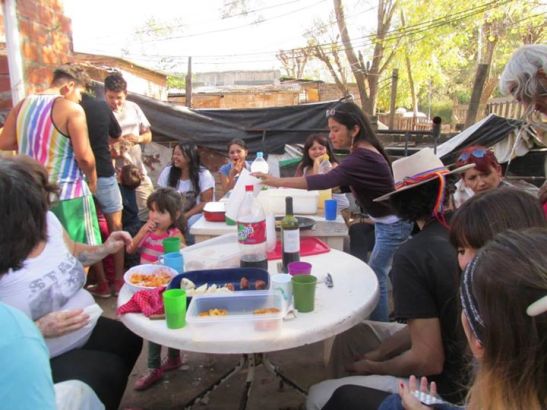 09 - 603815_10204998856504441_7705333798278367704_n