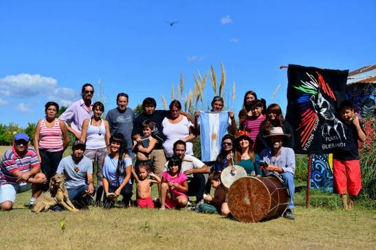 29 1378679_831063196968679_276569678100422717_n