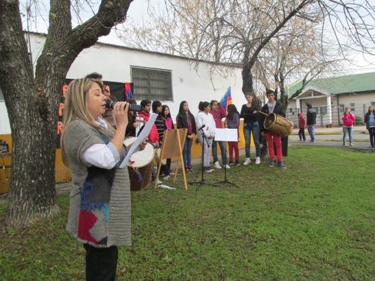 03 1468809_860643950677270_8708965972092408961_n