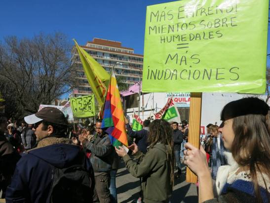 59 19523_403910539797567_5418923576845823787_n