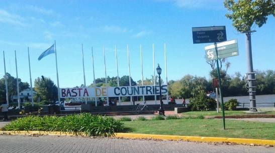 01 12936588_10208705577455374_179973541416794484_n