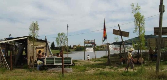 01_-_39_-_215601_4448129120052_703678152_n