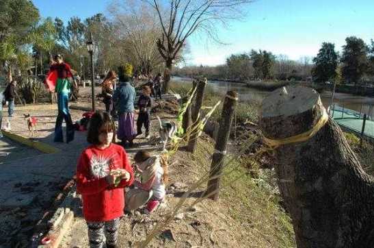 09_553365_117093931770559_2014144540_n