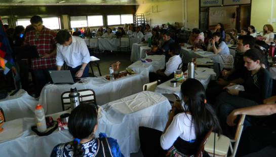 11-1385321_585115841524324_607520747_n